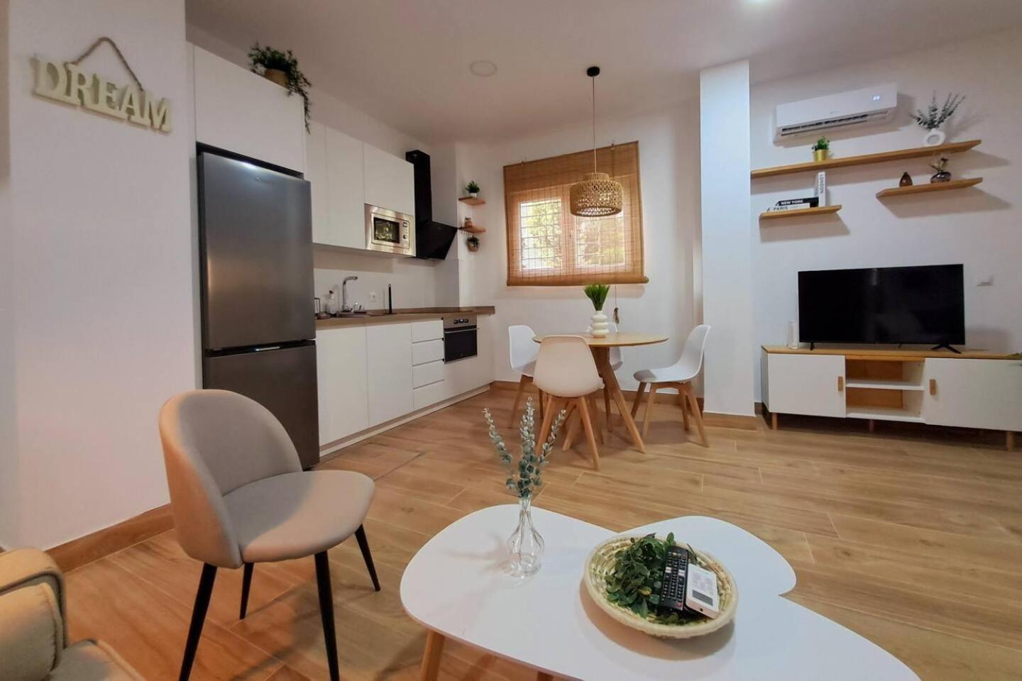 Coffee & Calm Triana Apartment Sevilla Buitenkant foto
